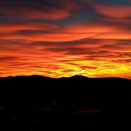 شقة La Terrazza Casa Vacanza Carenno المظهر الخارجي الصورة