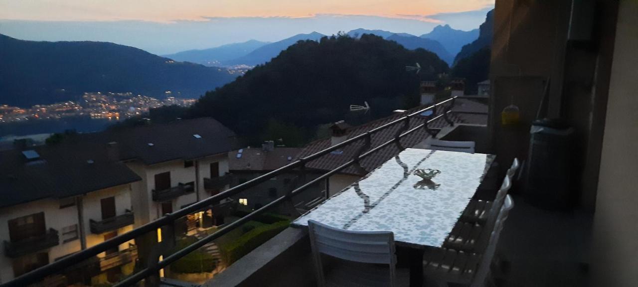 La Terrazza Casa Vacanza Carenno المظهر الخارجي الصورة