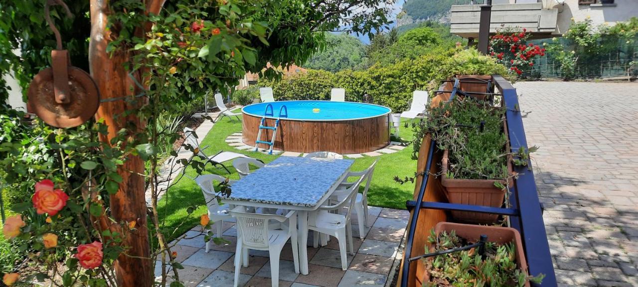 La Terrazza Casa Vacanza Carenno المظهر الخارجي الصورة