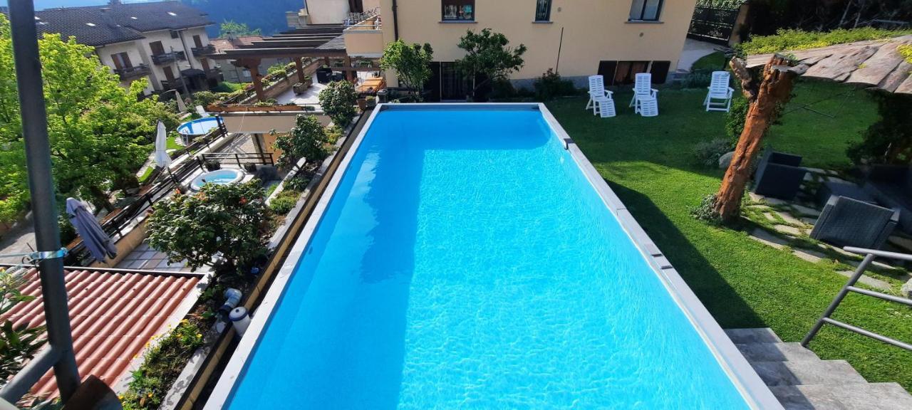 شقة La Terrazza Casa Vacanza Carenno المظهر الخارجي الصورة