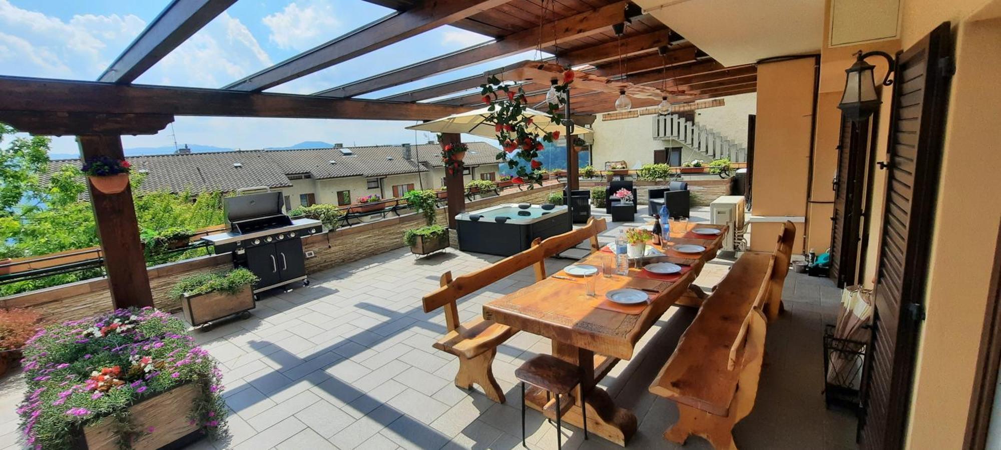 La Terrazza Casa Vacanza Carenno المظهر الخارجي الصورة