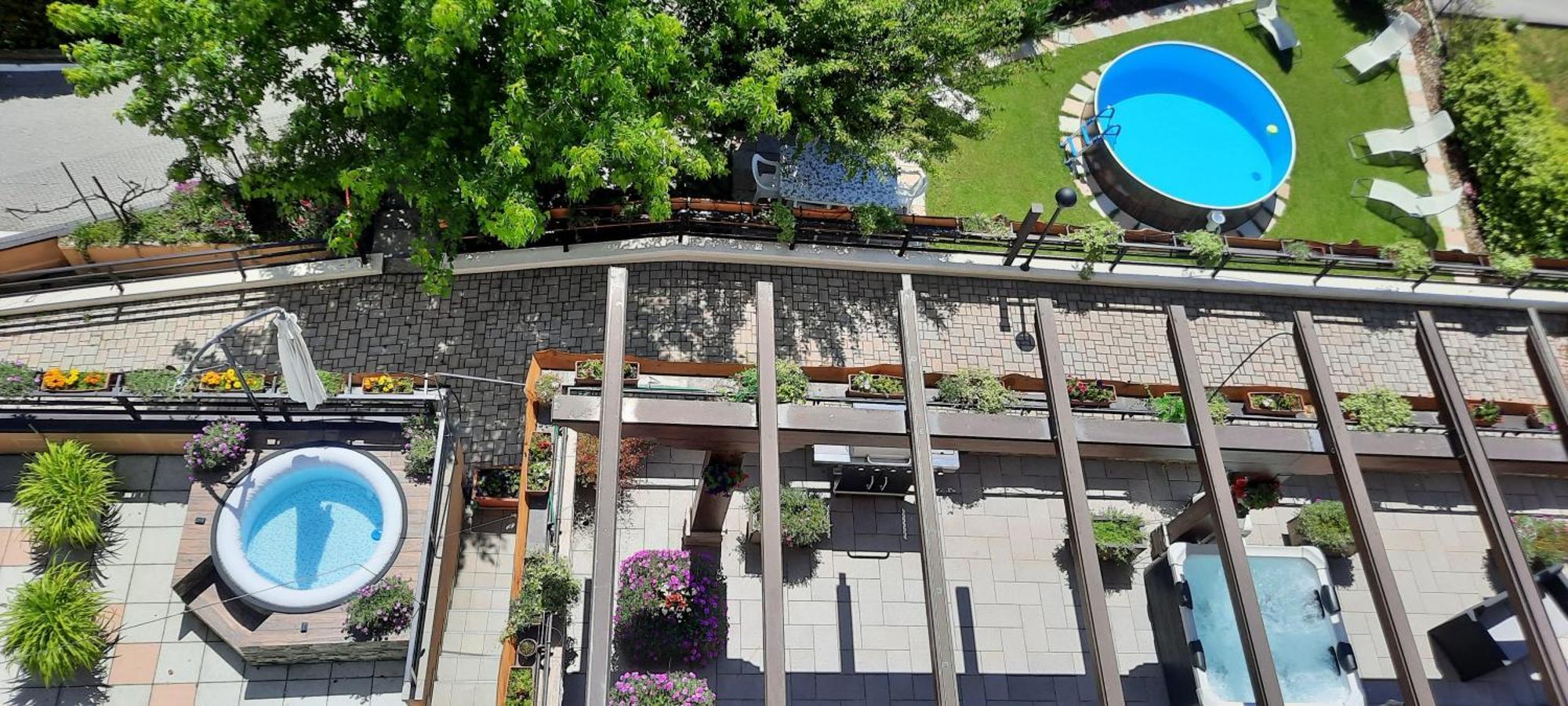 La Terrazza Casa Vacanza Carenno المظهر الخارجي الصورة